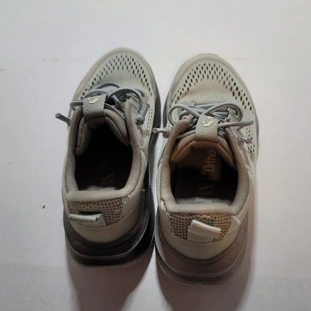 Zara Ortholite Kids Tennis Shoes Size 29‎ / US 11.5